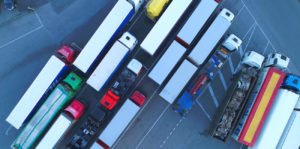 Grand parking pour camions PL et voiture - Proche N165 axe Nantes Brest