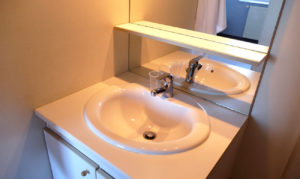 chambre Hôtel avec salle d'eau - Proche Saint Nazaire